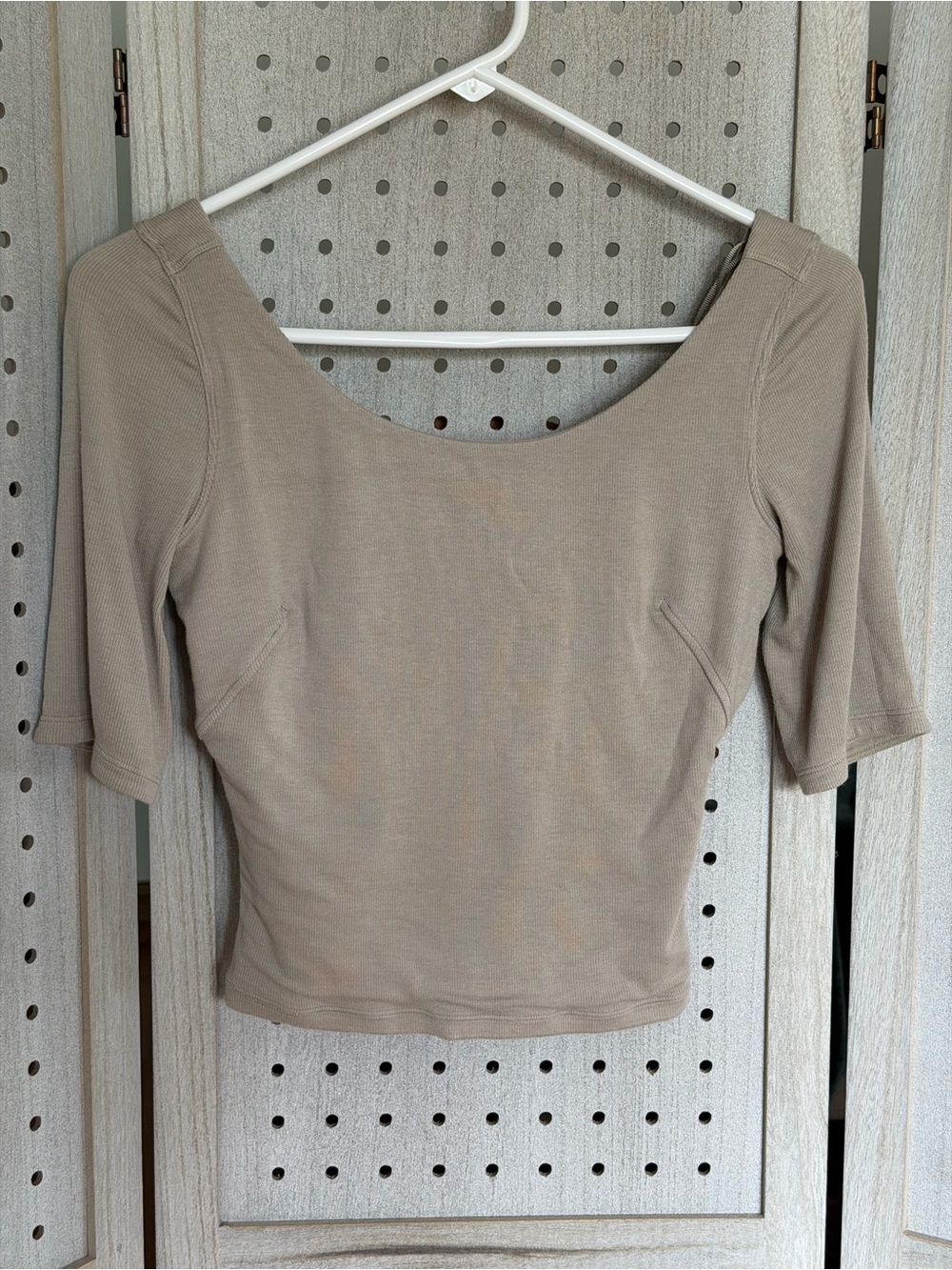 lululemon athletica Scoop-Neck Short Sleeve Crop Top in Taupe